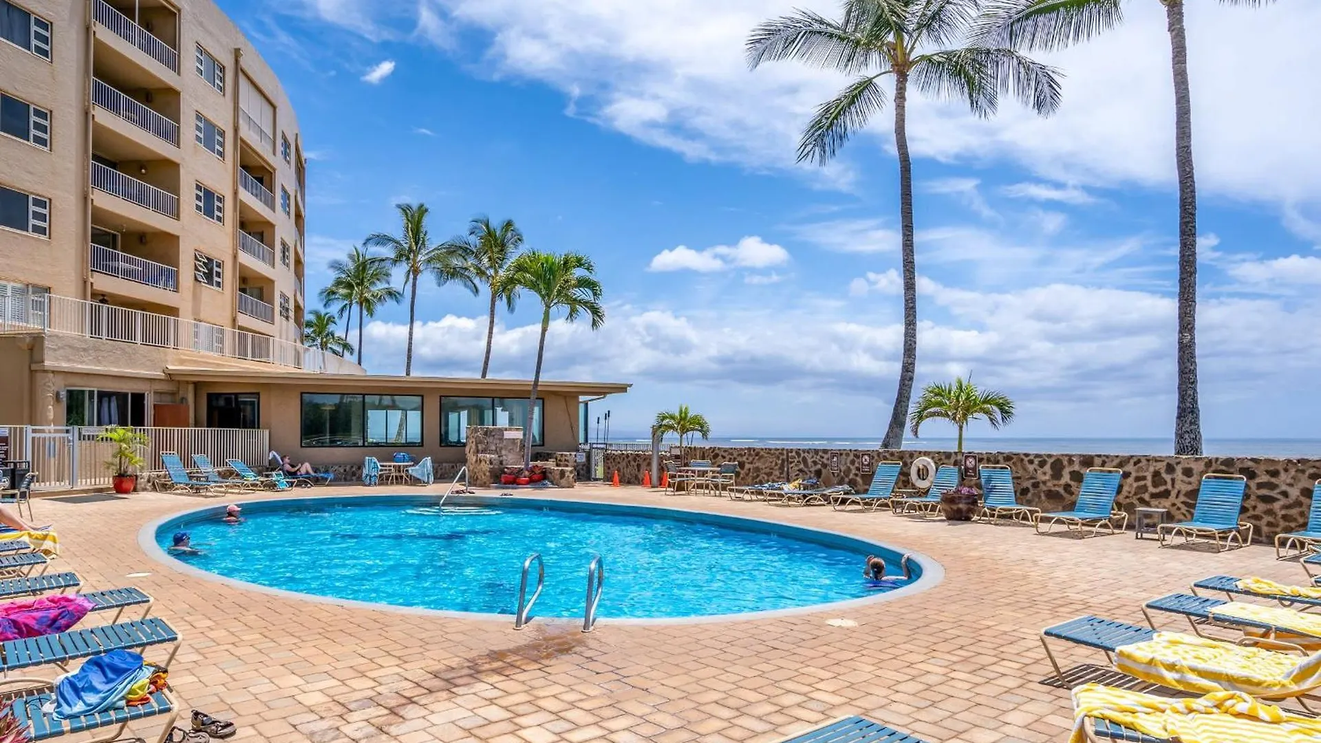 Appartement Upscale Oceanfront Penthouse Vistas à Kihei